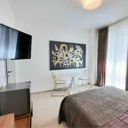 Unique Guest house